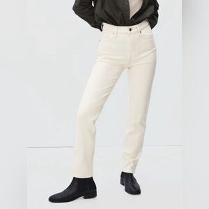 Everlane The Original Cheeky Jeans in Ecru